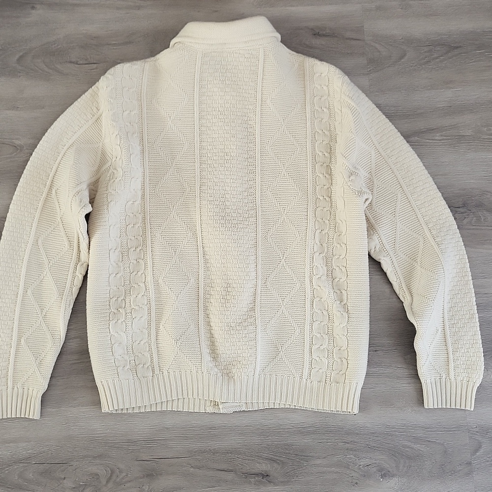 Vintage 70s Jantzen Cable Knit Cardigan - Made in Canada - Cream - Picture 7 of 11